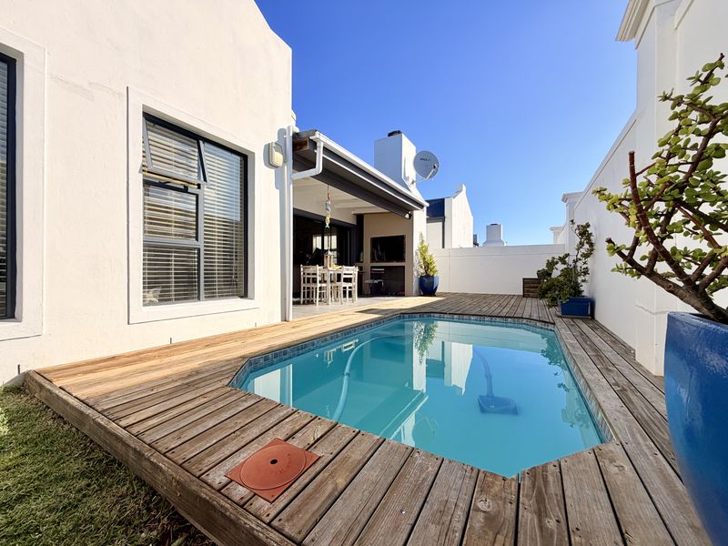 A Home You'll Love Coming Back To - Photo 6