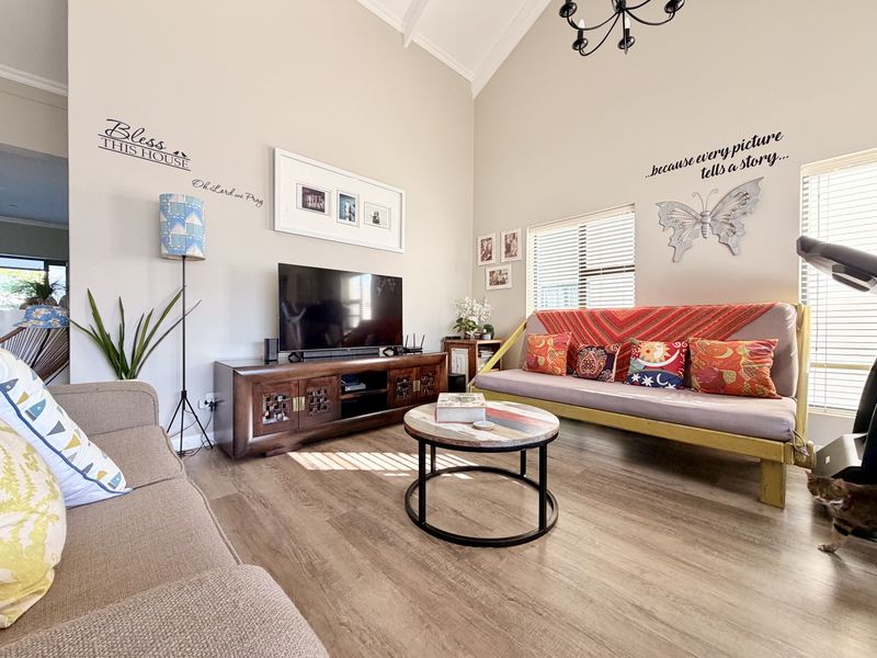 A Home You'll Love Coming Back To - Photo 1