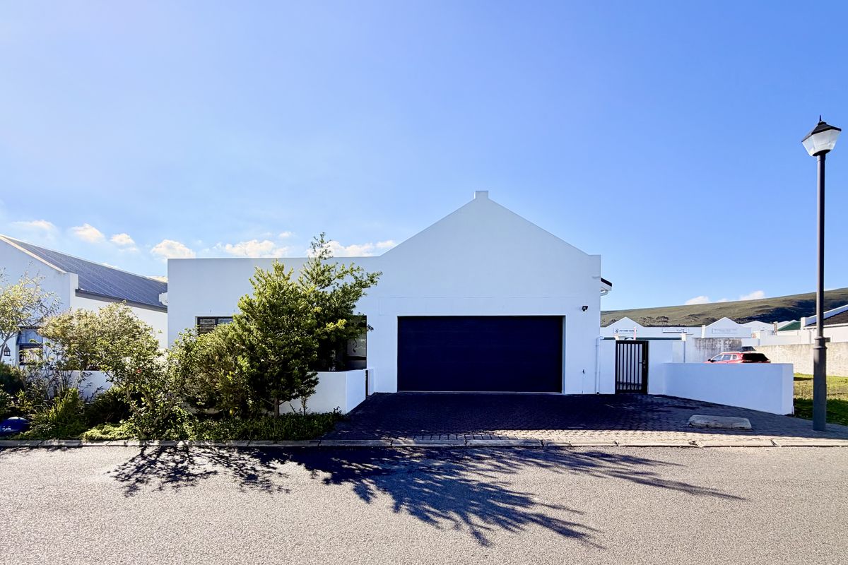 A Home You'll Love Coming Back To - Photo 2