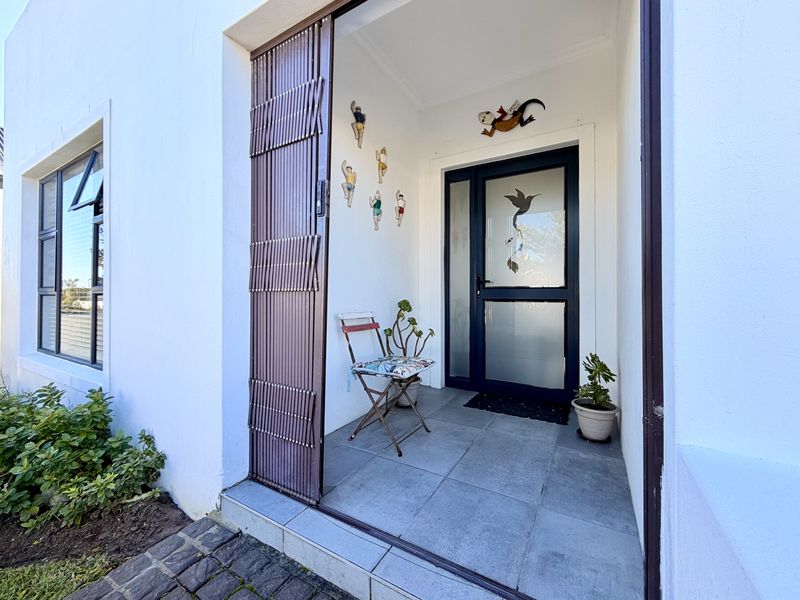 A Home You'll Love Coming Back To - Photo 3