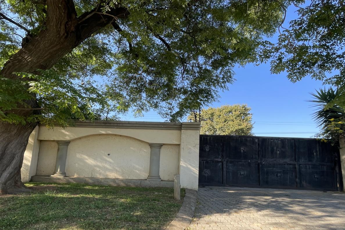 Pre-Hammer Opportunity – Secure Before Auction! - Photo 3