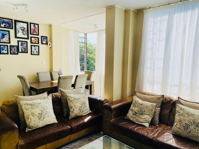 Charming 2-Bedroom Apartment in Morningside – Secure, Well Maintained & Perfect for First-Time Buyer - Photo 7