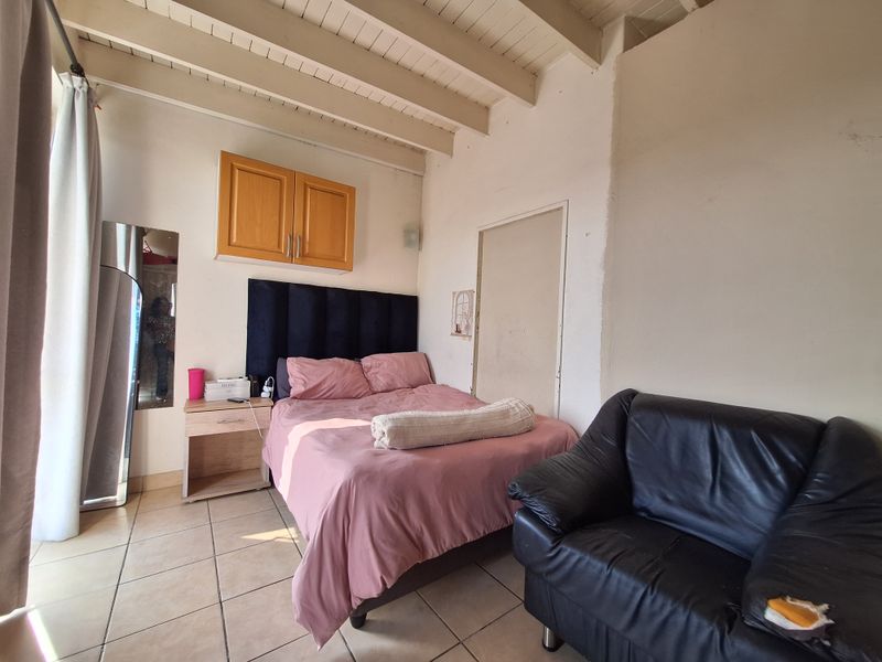 Investment Opportunity with Immediate Rental Income - Photo 4