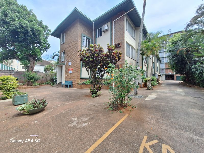 Investment Opportunity with Immediate Rental Income - Photo 1