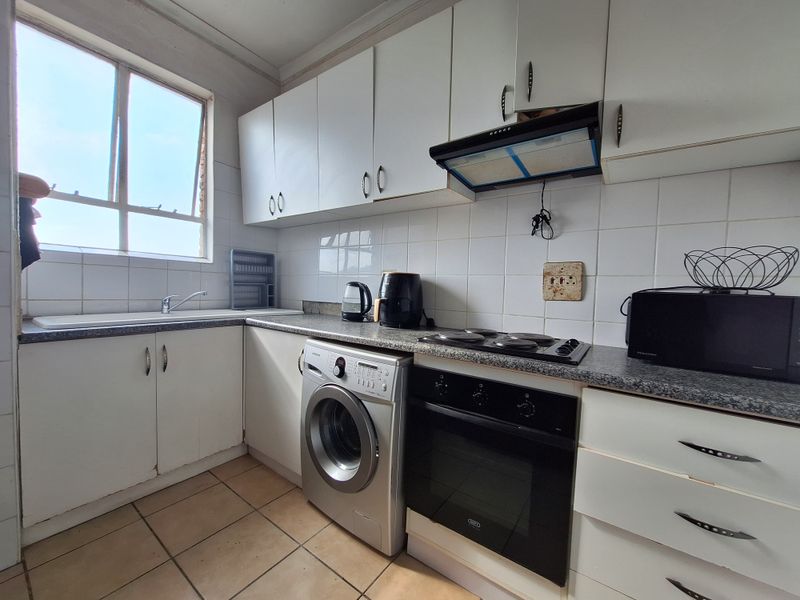 Investment Opportunity with Immediate Rental Income - Photo 3