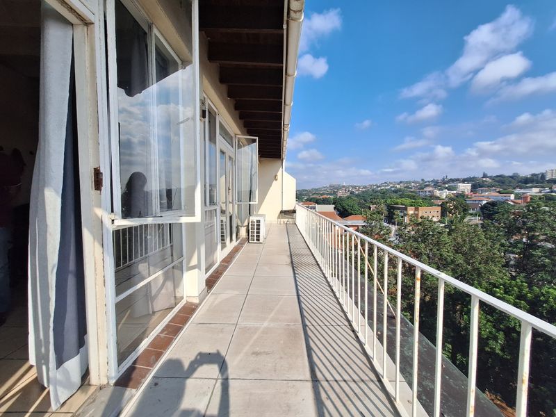 Investment Opportunity with Immediate Rental Income - Photo 2