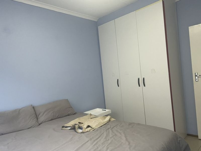 Neat Two Bedroom Apartment in The Wolds - Photo 6