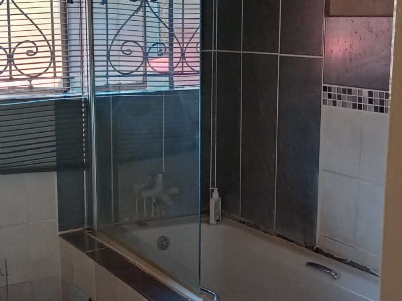 House Rental Monthly In Potchefstroom - Photo 9