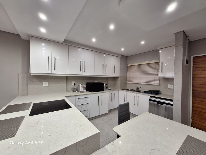 Apartment For Sale In Durban - Photo 4