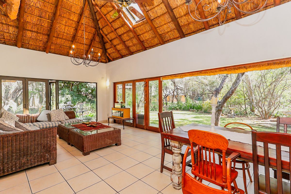 Spacious Family Home on tranquil surrpoundings! - Photo 2