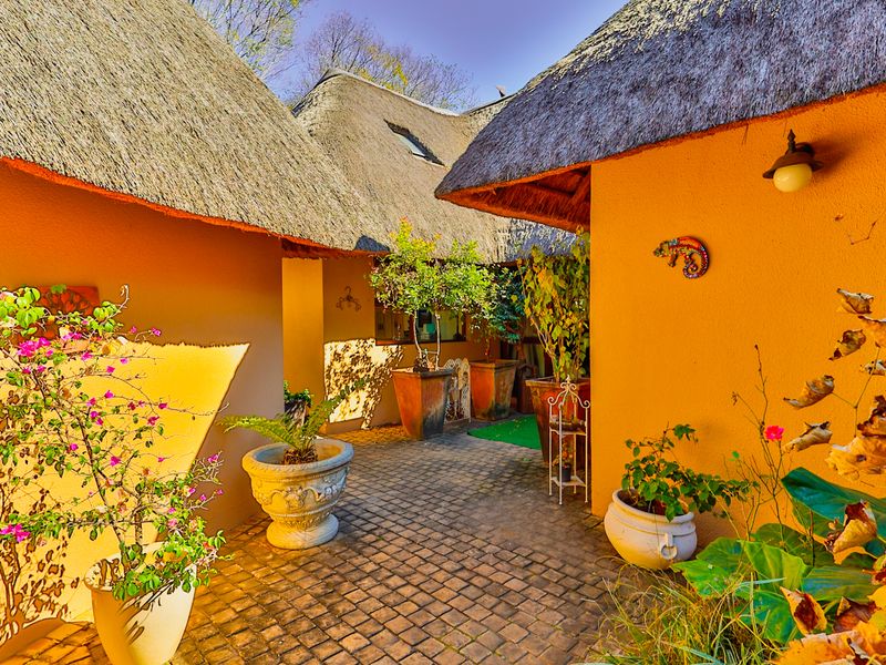 Spacious Family Home on tranquil surrpoundings! - Photo 5