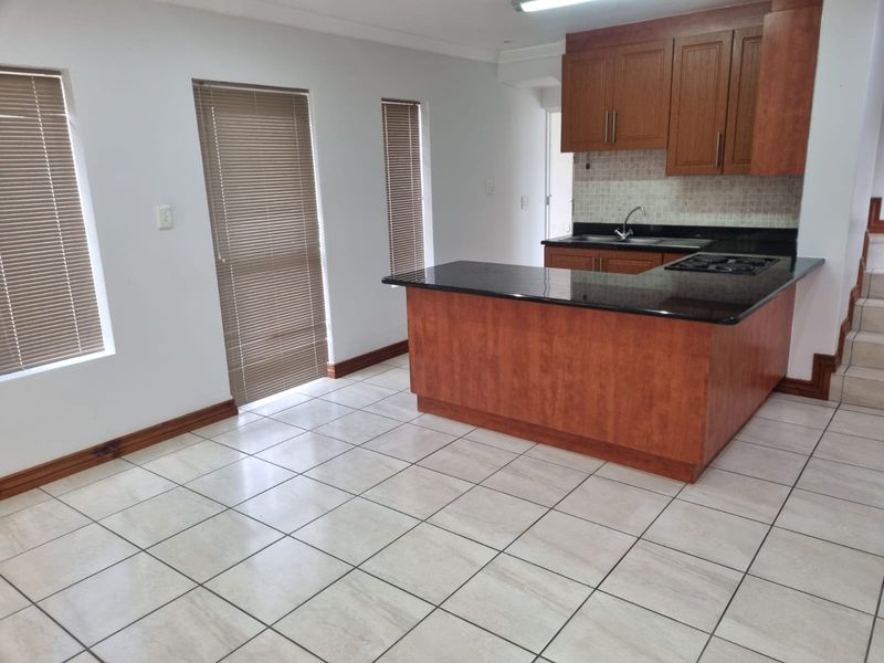 Spacious Family Home to Rent - Photo 2