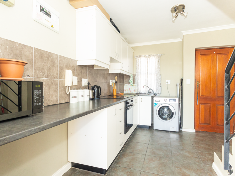 Apartment for Sale in Uitzicht - Photo 3
