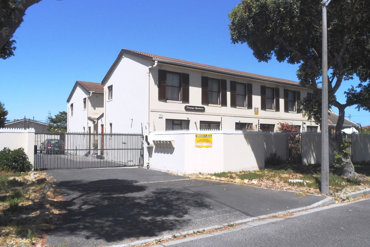 Duplex Rental Monthly In Cape Town - Photo 2