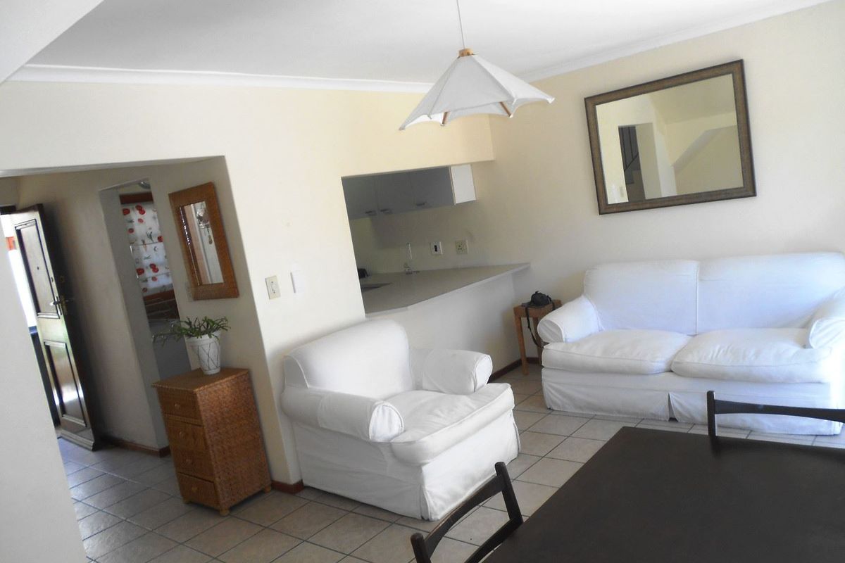 Duplex Rental Monthly In Cape Town - Photo 3