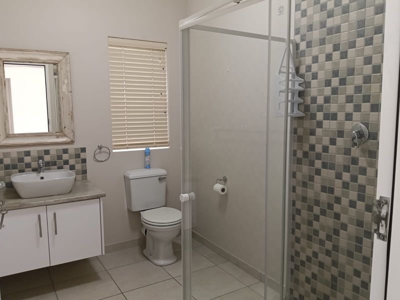 3 Bedroom house up for rent in Sandbaai, Hermanus - Photo 10