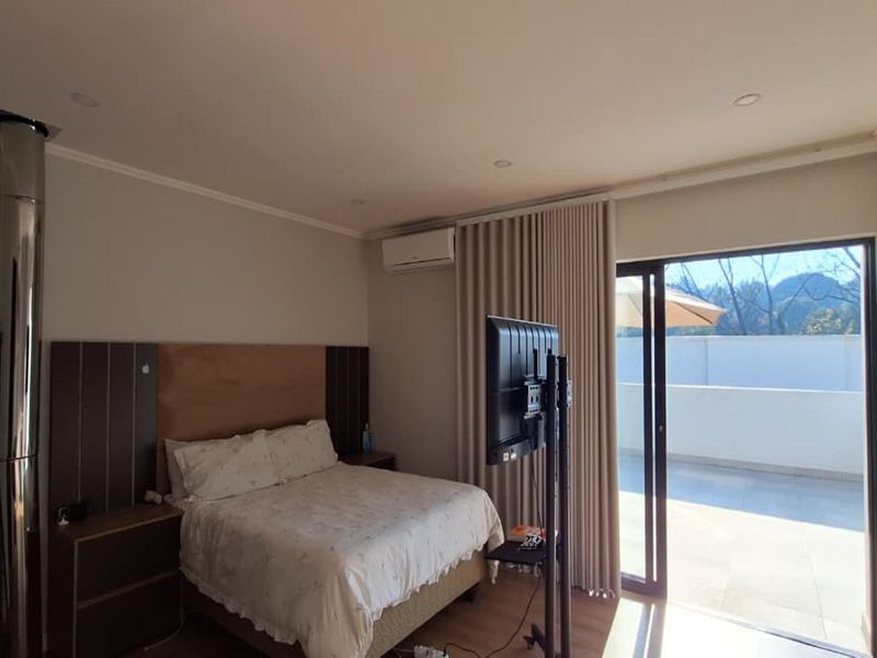 Elegant Double-Storey 2-Bedroom Home for Sale | Craighall | Bank Assisted - Photo 3