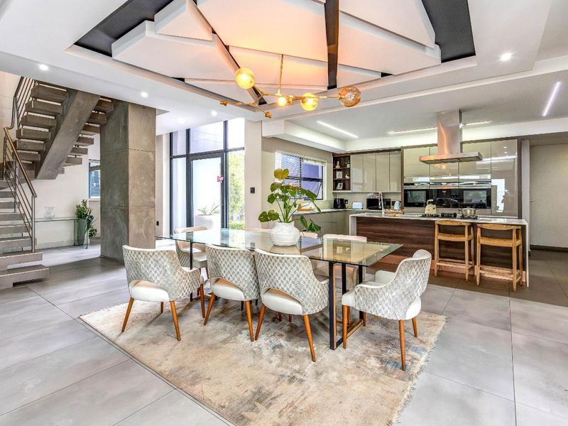 Luxurious Double-Storey 4-Bedroom Family Home for Sale in Cedar Creek Estate - Photo 8