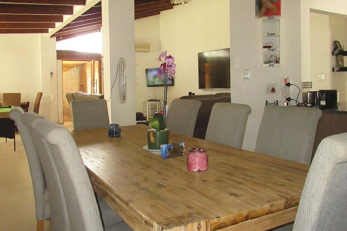 Elegant 3-Bedroom Freehold Family Home for Sale | Randpark, Randburg - Photo 2