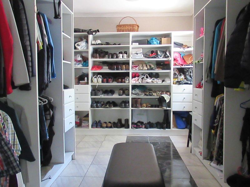 Elegant 3-Bedroom Freehold Family Home for Sale | Randpark, Randburg - Photo 4