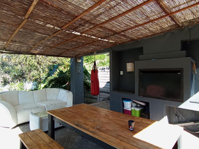 Spacious Double-Storey 4-Bedroom Family Home with Flatlet for Sale | Lyndhurst - Photo 6