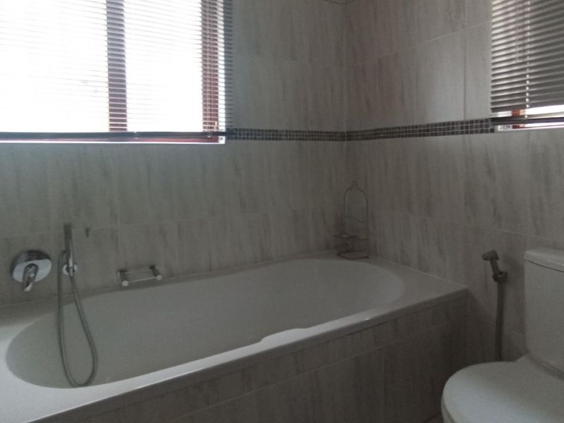 Luxury Double-Storey 4-Bedroom Freestanding Home with Flatlet | Northcliff, Randburg - Photo 9