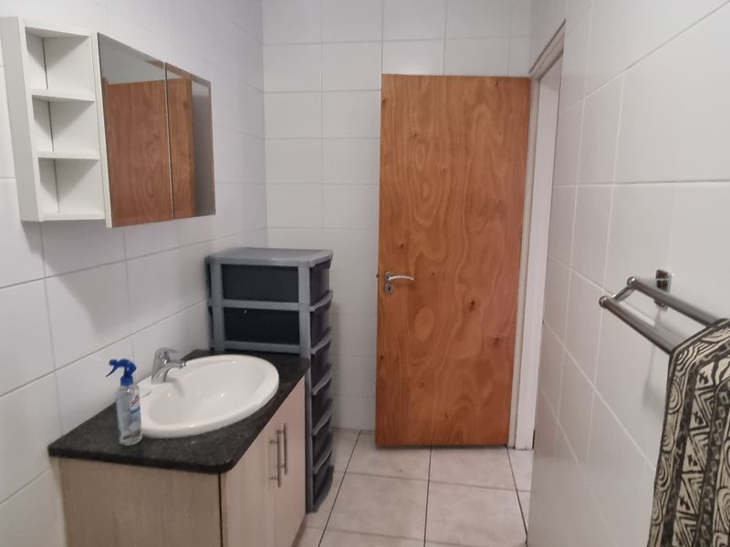 Investors - best location with price reduction! - Photo 10