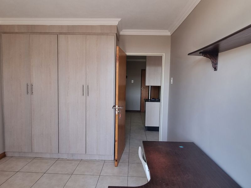 Investors - best location with price reduction! - Photo 8