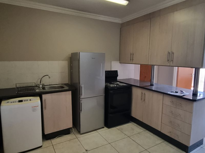 Investors - best location with price reduction! - Photo 5