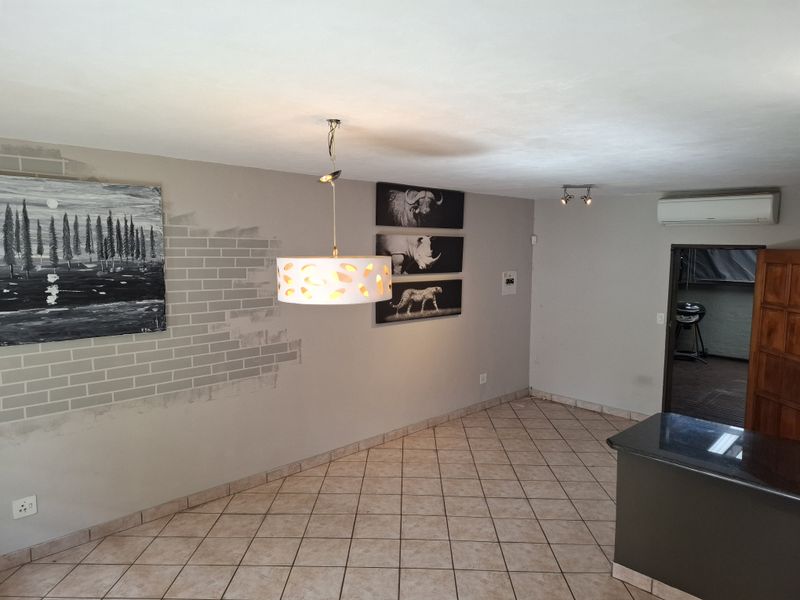 Modern Starter Home in Prime Location - Photo 5