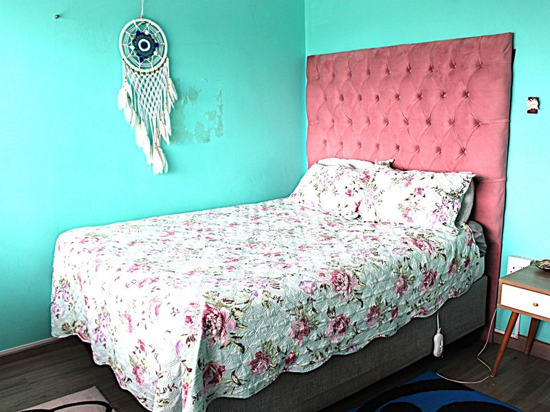Spacious 3 Bedroomed House With Some Extra Features For Those Needing More. - Photo 9