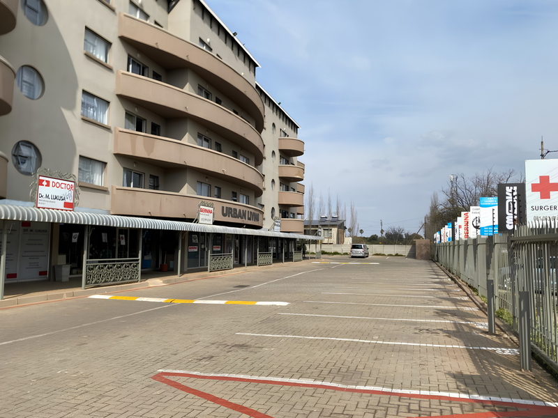 Modern 2-Bedroom Apartment – Walking Distance to NWU - Photo 1