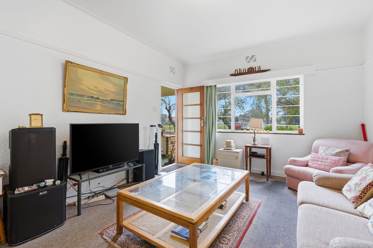 NEW RELEASE – SOUGHT-AFTER CULEMBORG APARTMENT - Photo 5