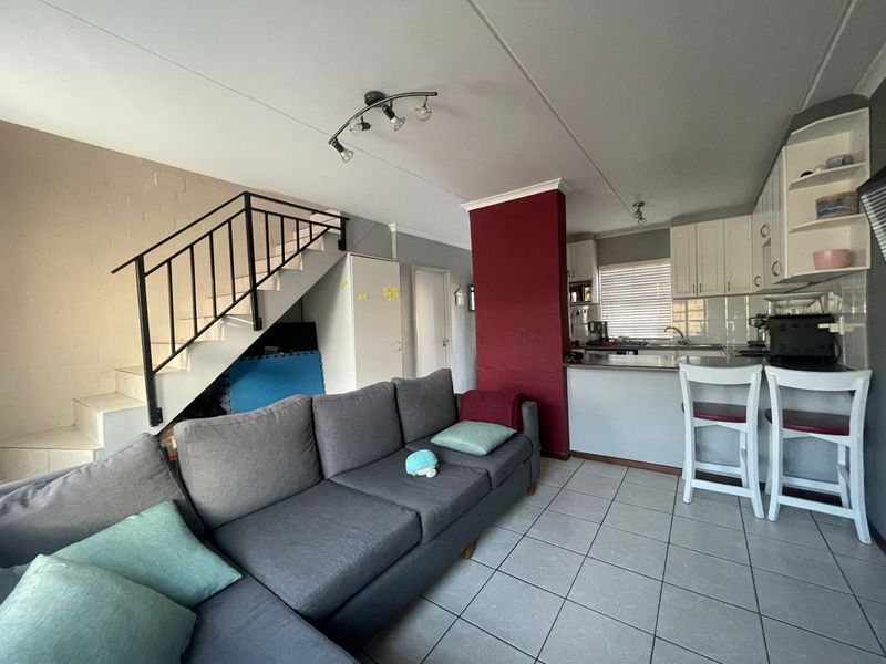Duplex - Parklands - Photo 9