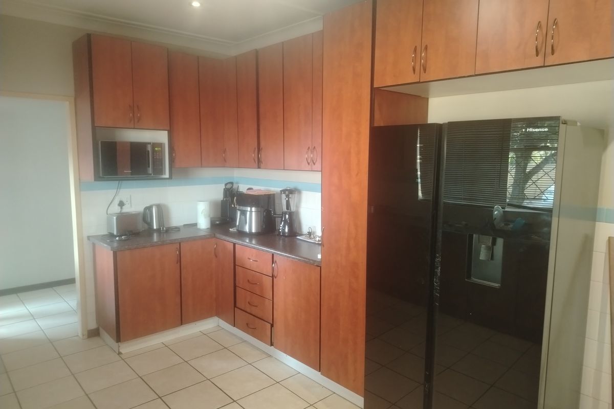 House Rental Monthly In Springs - Photo 3