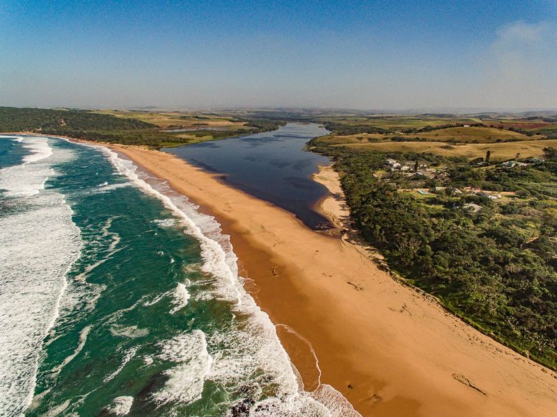 Gorgeous property for sale in Tugela Mouth! - Photo 4