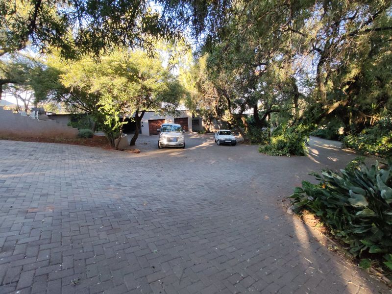 Rare Opportunity: Well-Developed 6.4-Hectare Smallholding with Income-Generating Flat - Photo 6