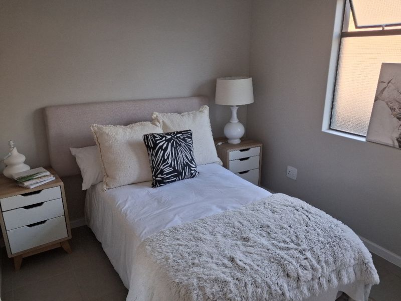 Brand New first floor apartment to rent - Photo 8