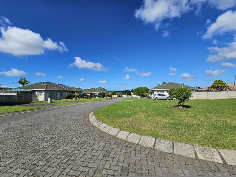 MOVE IN READY! Spacious Corner Townhouse with Huge Yard and Endless Potential! - Photo 7