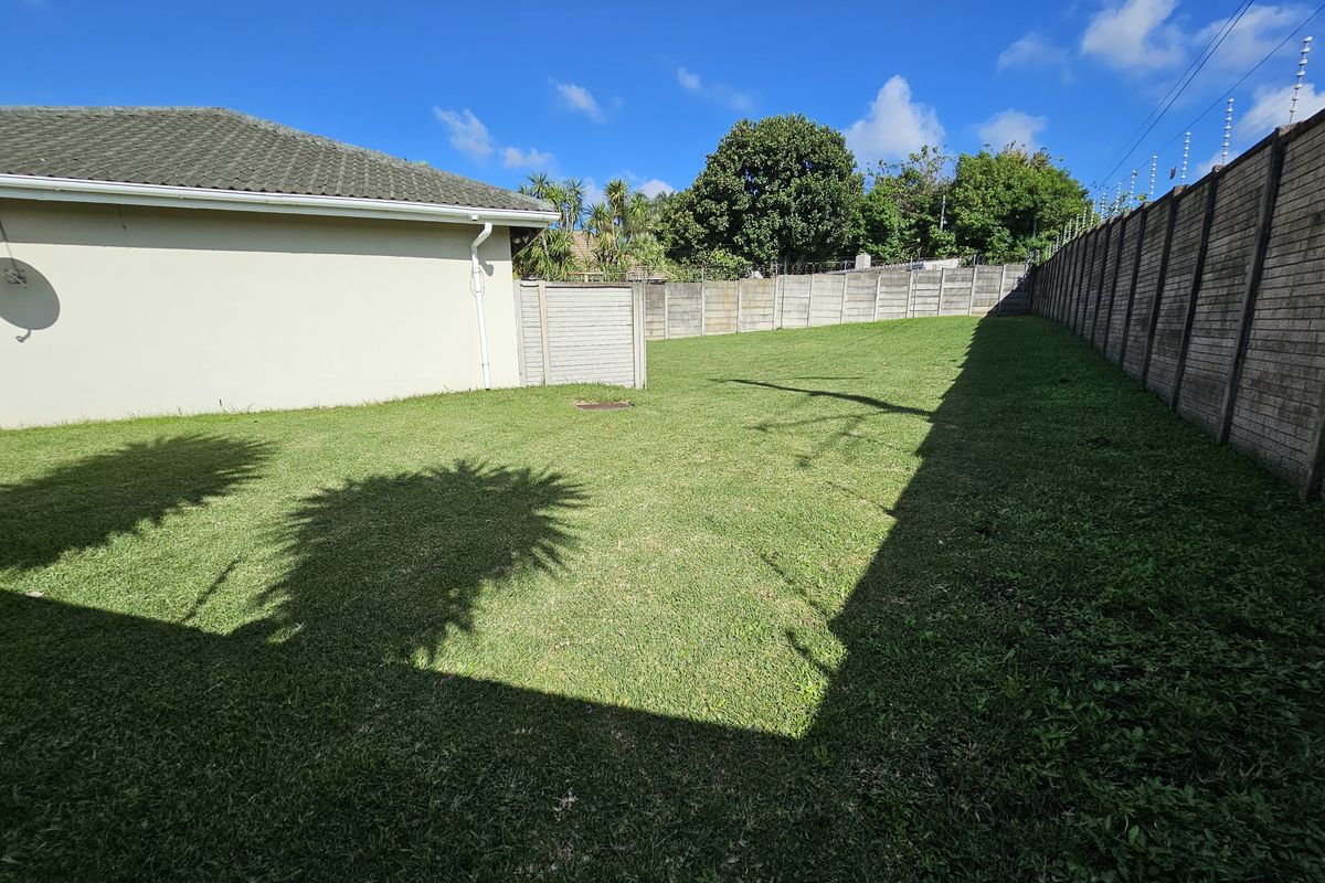 MOVE IN READY! Spacious Corner Townhouse with Huge Yard and Endless Potential! - Photo 5