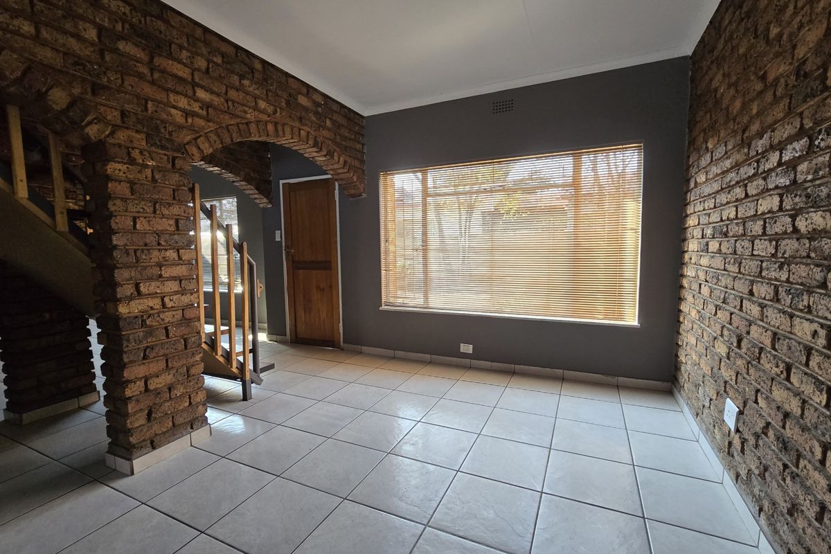 Location & Convenient! - Photo 5