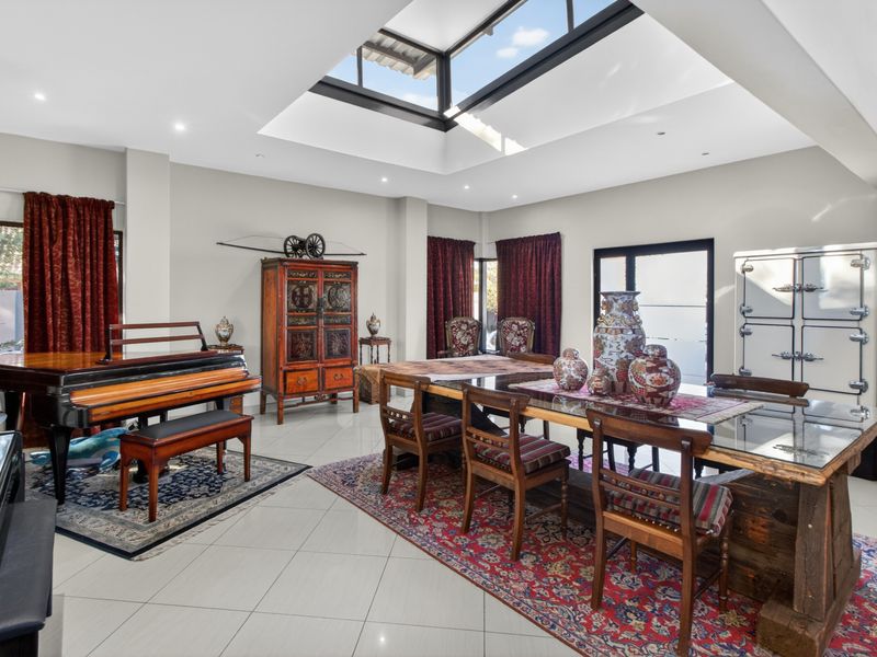Starting to bid from R4 399 999!!! Non-Distressed Luxury Online Auction! - Photo 1
