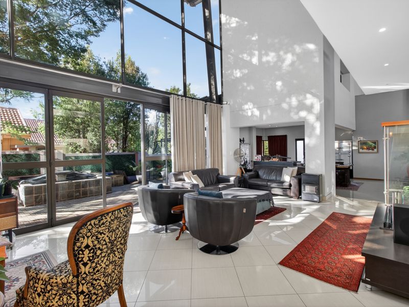 Starting to bid from R4 399 999!!! Non-Distressed Luxury Online Auction! - Photo 8
