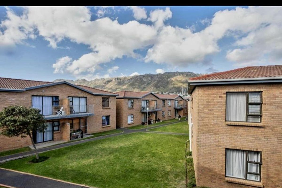 2-Bedroom Apartment to Rent in Gordon Villas, Gordon’s Bay – R9,000 per Month - Photo 3