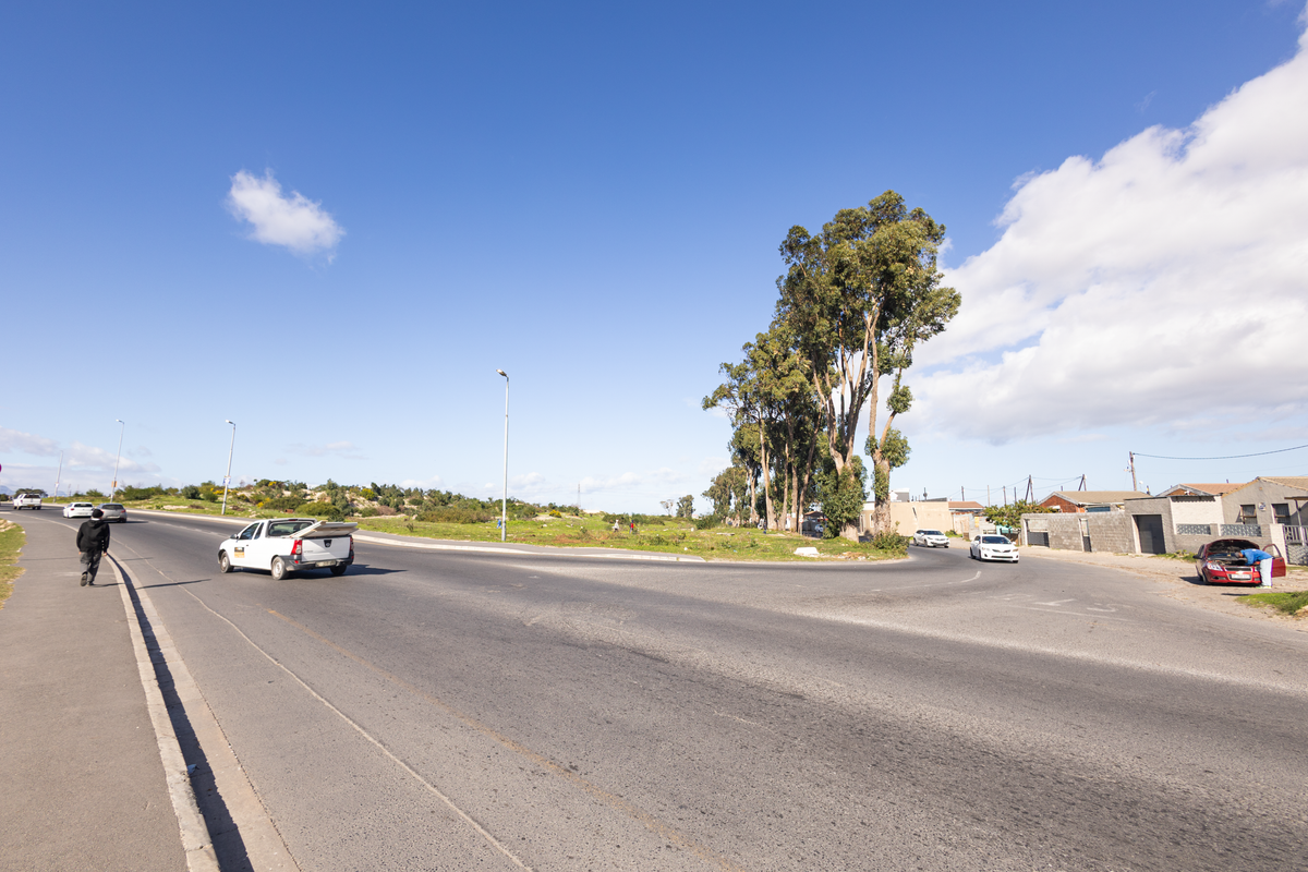 Vacant land situated in Fountain Village, Blue Downs - Photo 4