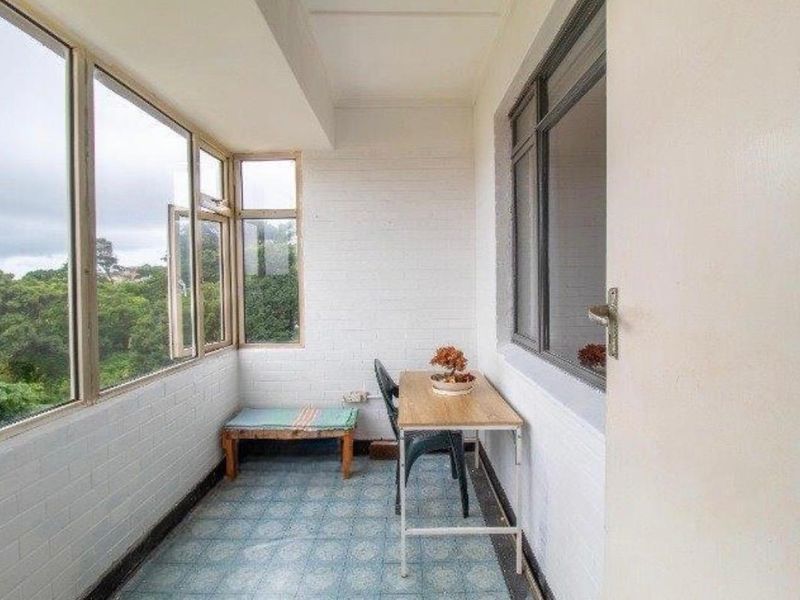 Beautiful Harbour Views -Top Floor Apartment - Photo 3
