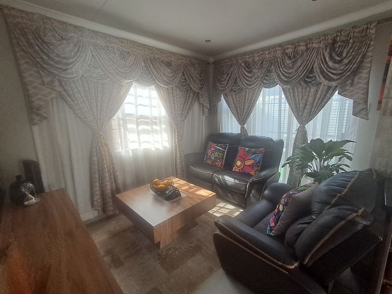 Move-In Ready Gem in Leopards Rest Lifestyle Estate - Photo 10