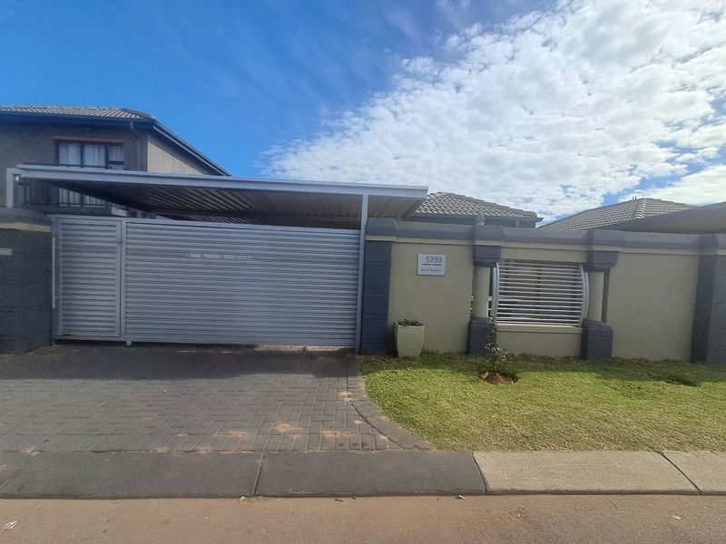 Move-In Ready Gem in Leopards Rest Lifestyle Estate - Photo 3