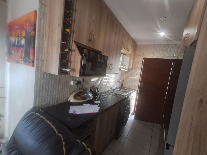 Move-In Ready Gem in Leopards Rest Lifestyle Estate - Photo 8