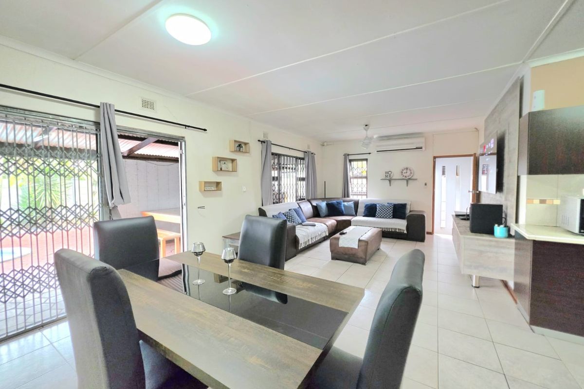 Modern Living Meets Comfort in This Stunning Birdswood Duet - Photo 2